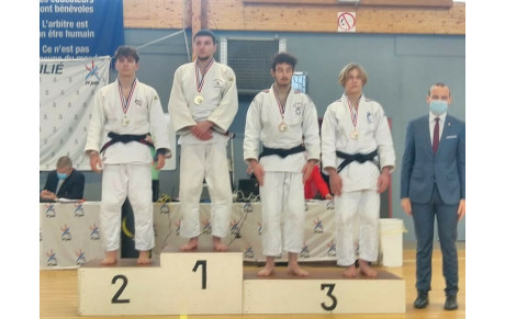 Coupe départementale Minimes &amp; 1/4 finale Juniors